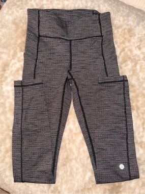 Gray Lululemon Athletic Leggings with Side Pockets